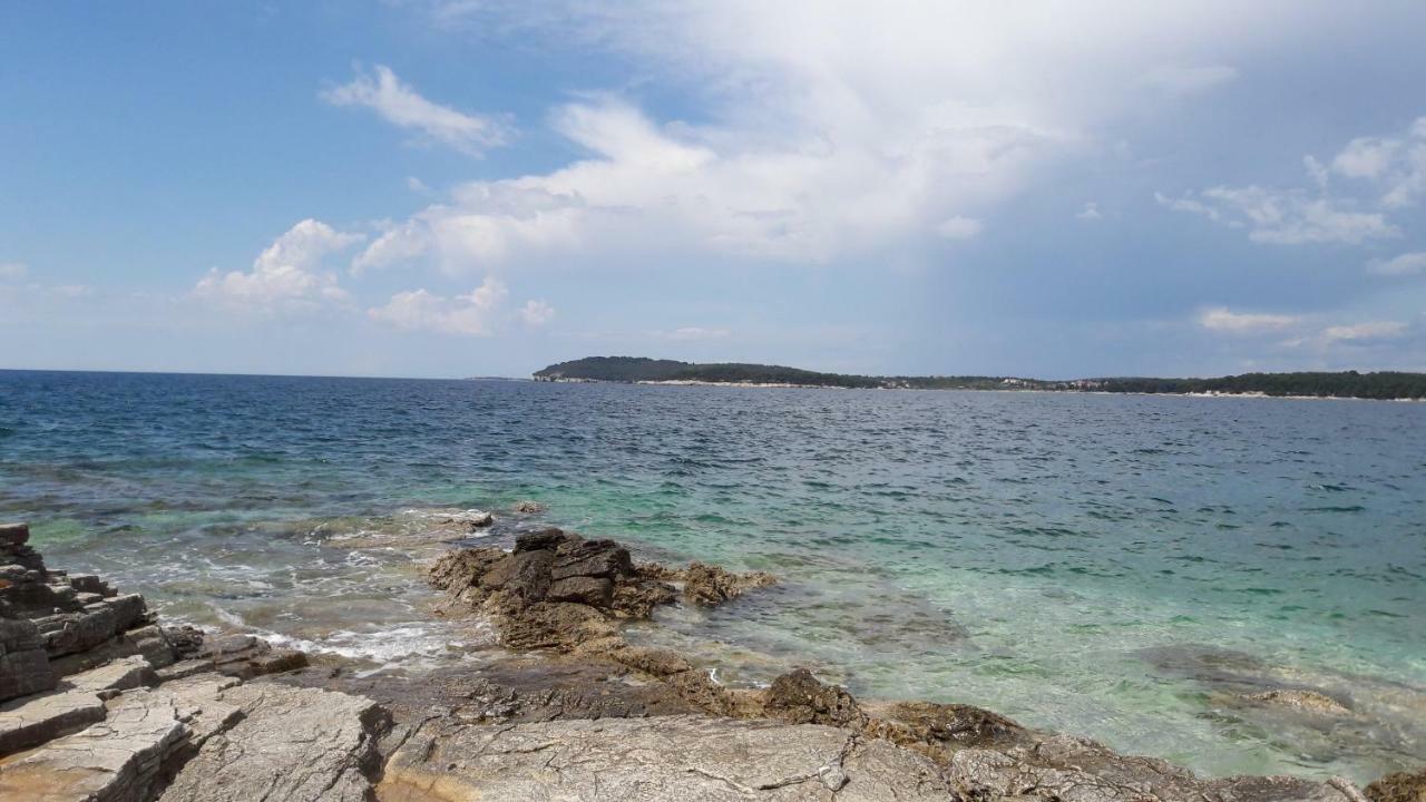Alda Apartment Pula Bagian luar foto